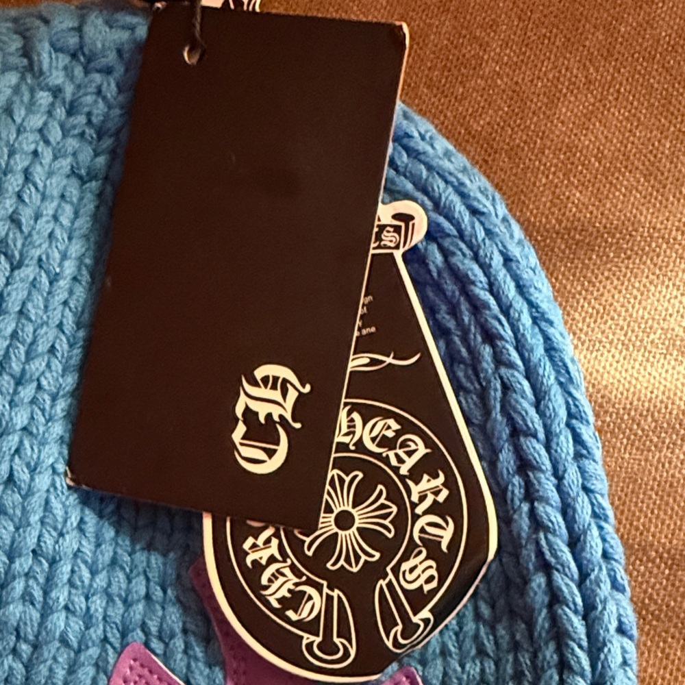 Chrome heart Knit Beanie - Picture 4 of 4